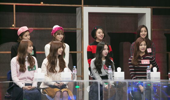 본문 이미지 - 러블리즈와 트와이스가 '슈가맨'에 출연한다. ⓒ News1star/ JTBC 