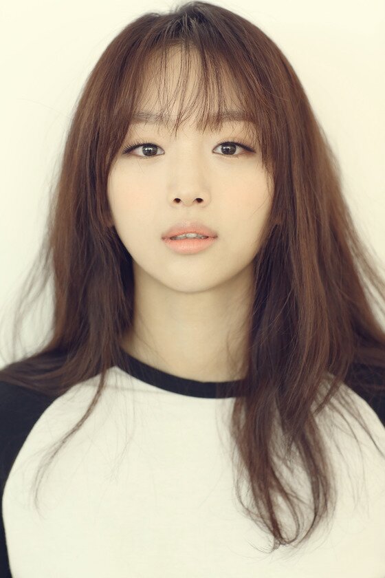본문 이미지 - 배우 진기주가 최근 진행된 인터뷰에서 연예계 데뷔 전 당시를 회상했다. ⓒ News1star / IOK 컴퍼니