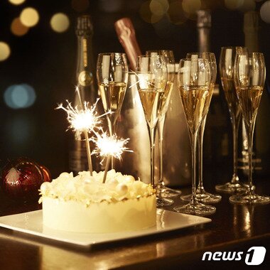 본문 이미지 - 콘래드 서울은 오는 31일 호텔 최상층에서 송년파티를 개최한다. 사진 제공/ 콘래드 서울 ⓒ News1travel