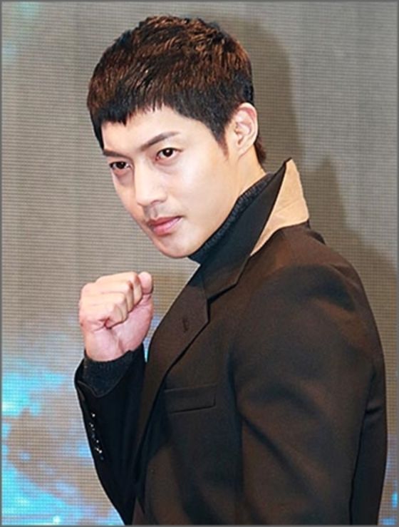 김현중 9월 아빠 된다…상대는 2살 연상 전 여자친구 “결혼 진지하게 논의중” - 뉴스1