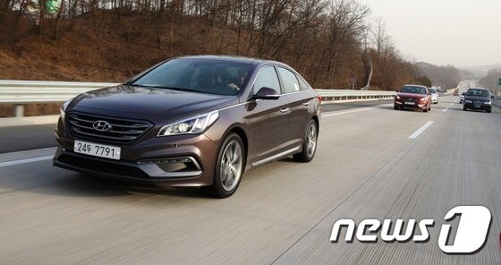 본문 이미지 - 현대차 &acute;쏘나타 터보&acute;ⓒ News1