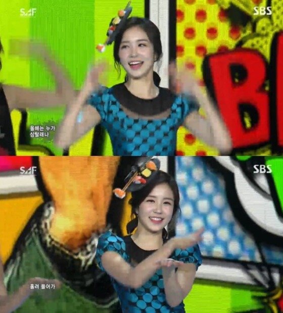 본문 이미지 - 아이돌그룹 오렌지캬라멜의 '까탈레나'를 추는 장예원 아나운서 ⓒ 2014 SBS '연예대상'