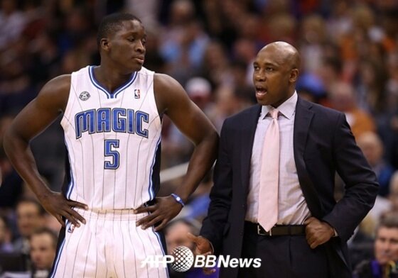 본문 이미지 - 동부 컨퍼런스 하위권을 맴돌고 있는 올랜도 매직이 성적 부진을 이유로 자크 본 감독을 경질했다. ⓒ News1 스포츠 / @ AFP=뉴스1