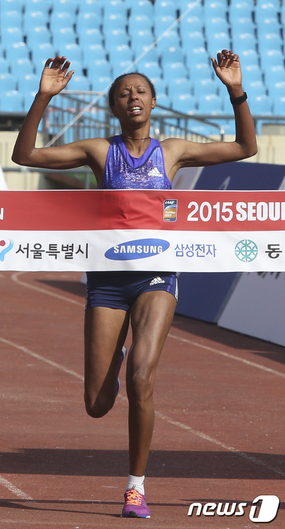 서울국제마라톤, 여자부 1위 차지한 에티오피아 구테니 쇼네 이마나
