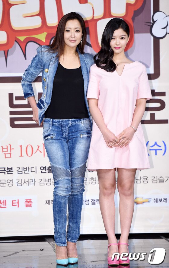 본문 이미지 - 김희선이 '앵그리맘' 기자간담회에서 김유정에 대한 애정을 과시했다. ⓒ News1 스포츠 / 권현진 기자