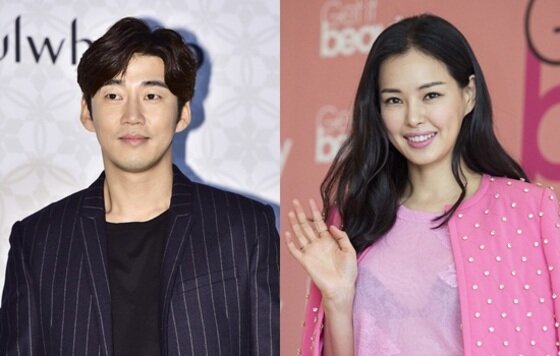 본문 이미지 - 배우 윤계상 측이 불법 유포된 이른바 '이하늬 상반신 노출 사진'에 대해 해명했다. ⓒ News1 DB