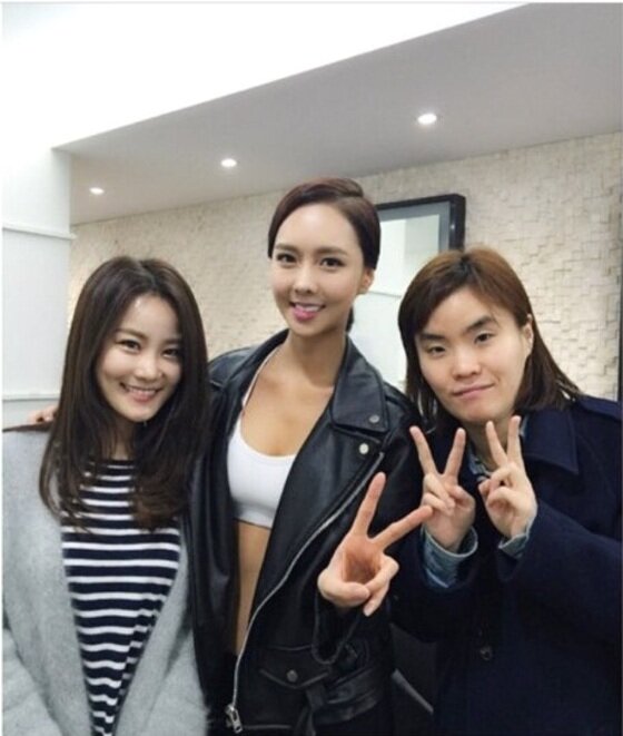본문 이미지 - &acute;개그콘서트&acute; 이연이 김지민, 박지선과 함께 찍은 사진을 공개했다. ⓒ 뉴스1스포츠 / 이연 인스타그램