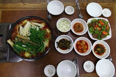 본문 이미지 -  덕산스파캐슬 인근 음식점 '청미래' ⓒ News1