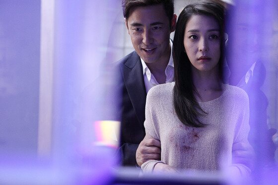 본문 이미지 - 김성수와 한고은이 주연을 맡은 '검은손'이 오늘 개봉했다.ⓒ News1스포츠/ 스톰픽쳐스코리아