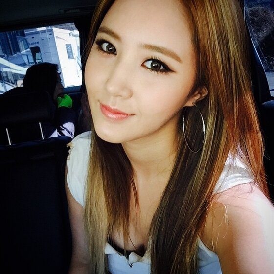 본문 이미지 - 소녀시대 유리와 야구선수 오승환이 열애를 인정했다. ⓒ News1스포츠 / 유리 인스타그램