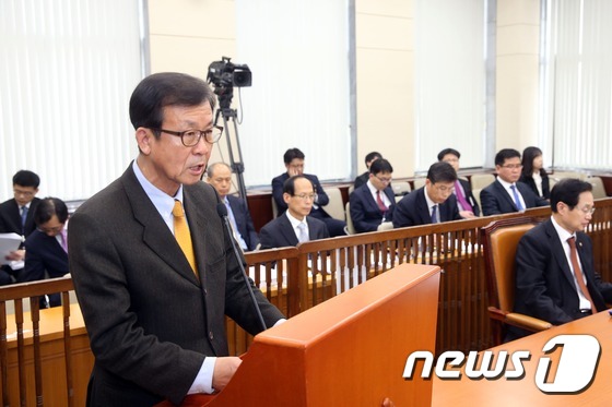 선거법개정안 발의하는 원혜영 의원