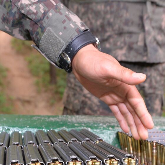 5.56㎜ 실탄 38발 오산 아파트 인테리어 공사 중 발견…1977년 제조