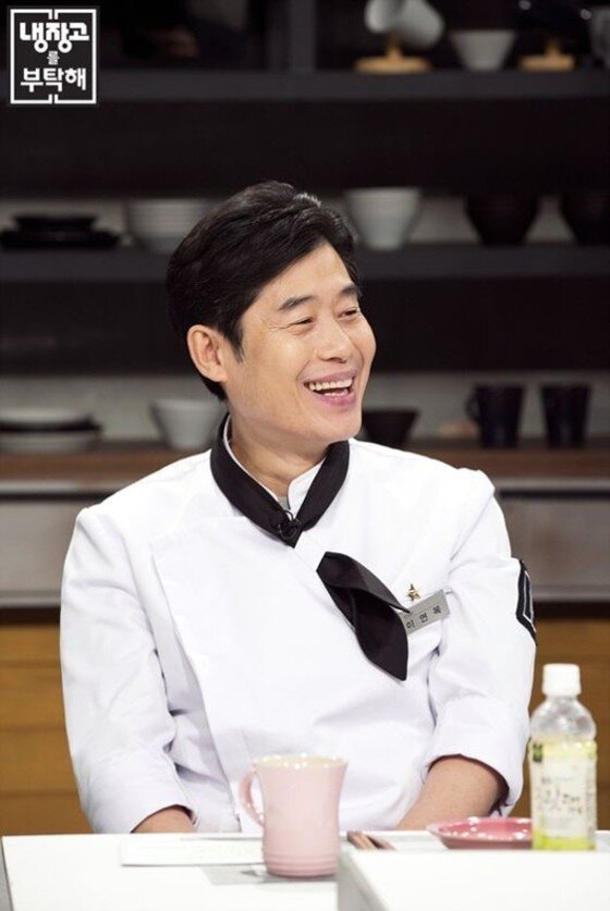 본문 이미지 - 이연복 셰프가 '맹모닝' 논란에 대해 해명했다.ⓒ News1스포츠/ '냉장고를 부탁해'