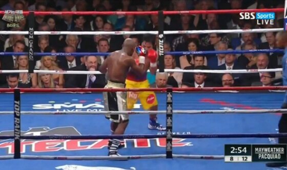 본문 이미지 - 메이웨더가 파퀴아오와 경기를 치렀다. ⓒ News1 스포츠 / SBS 중계 캡처