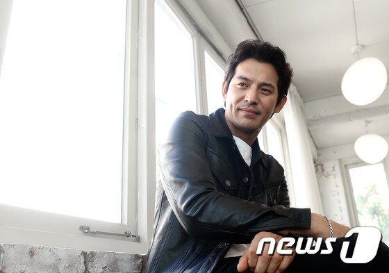 본문 이미지 - 배우 오지호가 최근 서울 종로구 삼청동의 한 카페에서 진행된 인터뷰에서 근황을 전했다. ⓒ News1 스포츠 / 권현진 기자