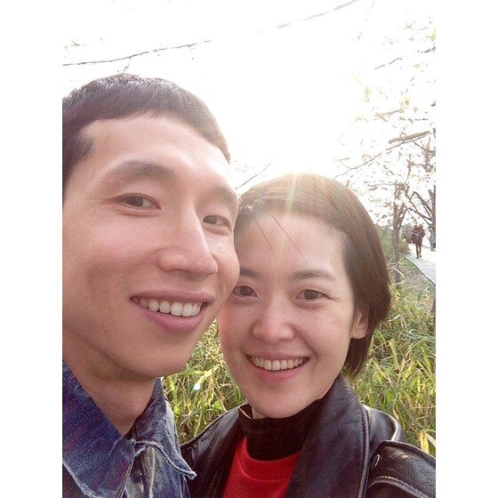 본문 이미지 - 봉태규의 연인 하시시박의 이름이 대마초와 발음이 똑같아 주목을 받고 있다. ⓒ News1스포츠 / 하시시박 인스타그램