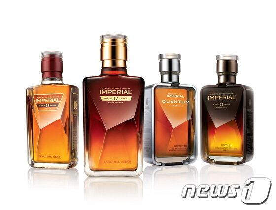 본문 이미지 - 페르노리카 코리아의 스카치 위스키 '임페리얼' /사진제공 = 페르노리카 코리아 ⓒ News1