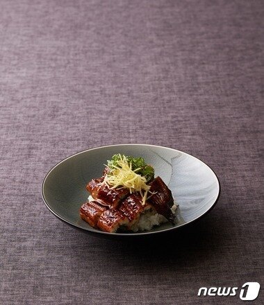 본문 이미지 - 서울 웨스틴조선호텔 뷔페 식당 아리아 장어덮밥ⓒ News1