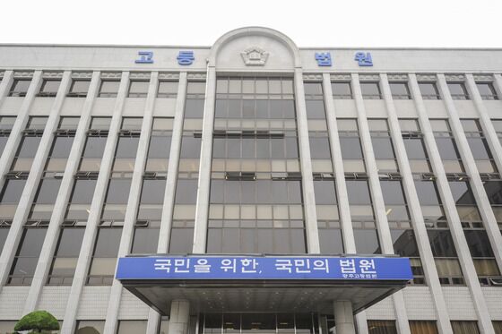"상장하면 대박" 62명 속여 10억 가로챈 사기범 징역 4년