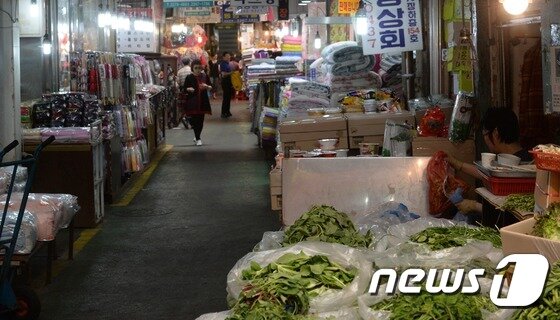 본문 이미지 - /사진 = 2015.6.2/뉴스1 ⓒ News1 손형주 기자