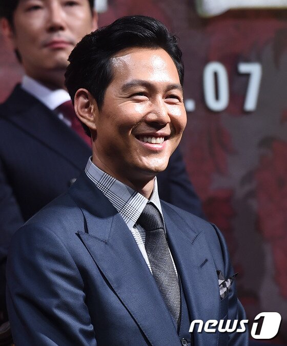 본문 이미지 - 배우 이정재가 15kg을 감량한 이유를 설명했다. ⓒ News1 스포츠 DB