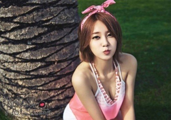 본문 이미지 - 걸그룹 AOA 유나의 과거 화보가 새삼 화제다. ⓒ News1 스포츠 / FNC엔터테인먼트