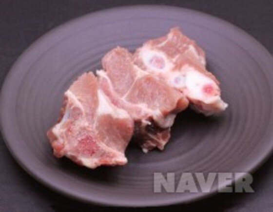 본문 이미지 - 돼지고기 마구리살은 콜라겐, 엘라스틴 등 피부 탄력 강화에 좋은 성분을 만들어 낸다.출처: 네이버)