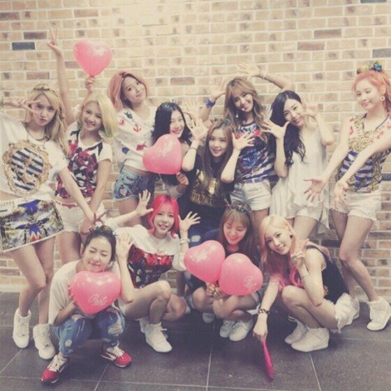 본문 이미지 - 소녀시대 효연이 '뮤직뱅크' 대기실 인증샷을 공개했다. ⓒ News1스포츠 / 