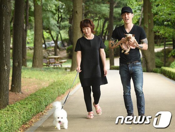 본문 이미지 - 숑이가 신이 난 듯 뛰어가고 있다.ⓒ News1스포츠/ 권현진 기자