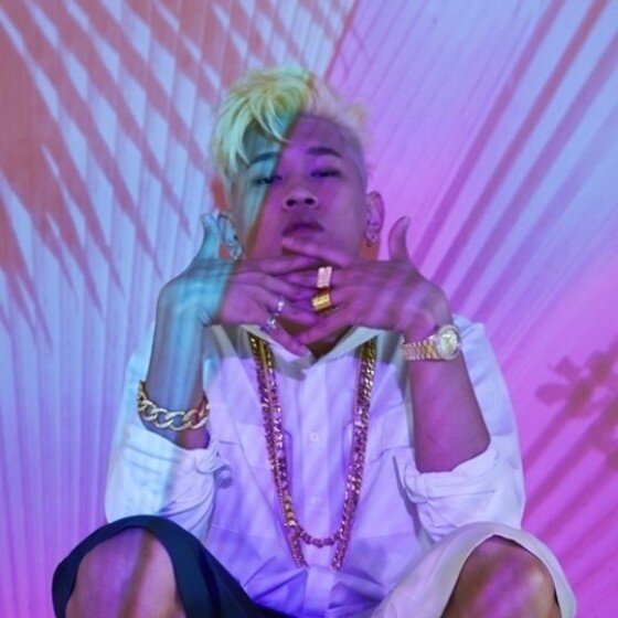 본문 이미지 - 크러쉬의 '오아시스(Oasis)'가 표절 의혹에 휩싸였다. ⓒ News1스포츠 / 아메바 컬쳐 제공