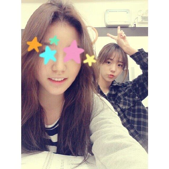 본문 이미지 - 채수빈과 조혜정이 의외의 인맥을 과시했다.  ⓒ News1스포츠/ 조혜정 인스타그램