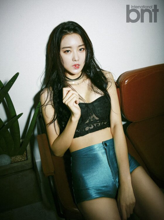 본문 이미지 - 달샤벳 수빈이 화보를 통해 육감적 몸매를 공개했다. ⓒ News1스포츠 / bnt