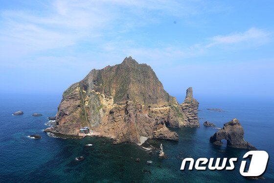본문 이미지 - 독도(서도) 전경.2015.7.29 ⓒ 뉴스1 민경석 기자