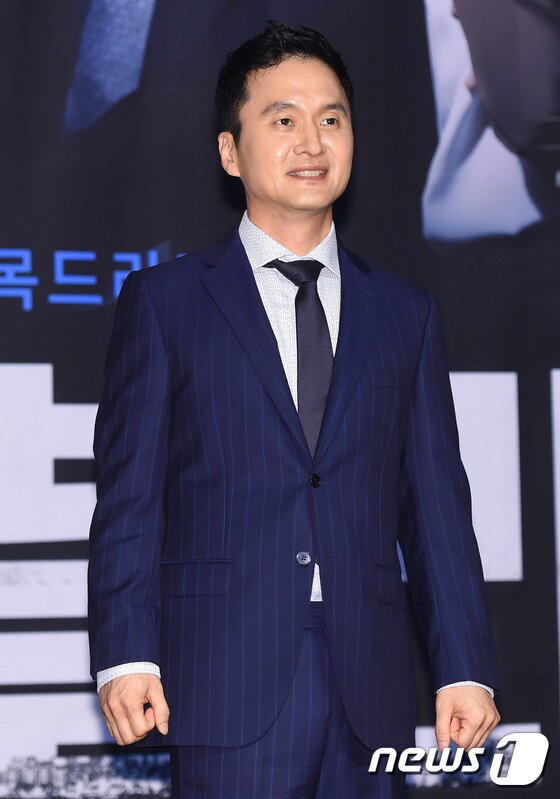 본문 이미지 - 배우 장현성이 연극인 캐릭터를 연기한 소감을 밝혔다. ⓒ News1star DB