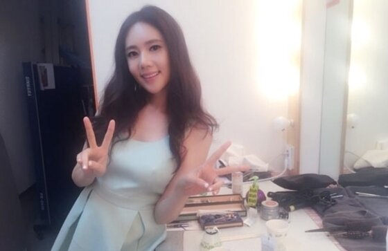 본문 이미지 - 추자현이 누드를 찍은 이유를 밝혔다. ⓒ News1 스포츠 / 추자현 웨이보