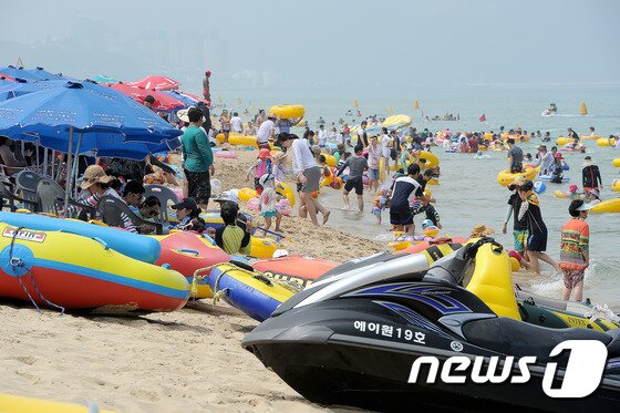본문 이미지 - 망상해변 풍경(자료사진)/뉴스1 ⓒ News1 윤창완 기자