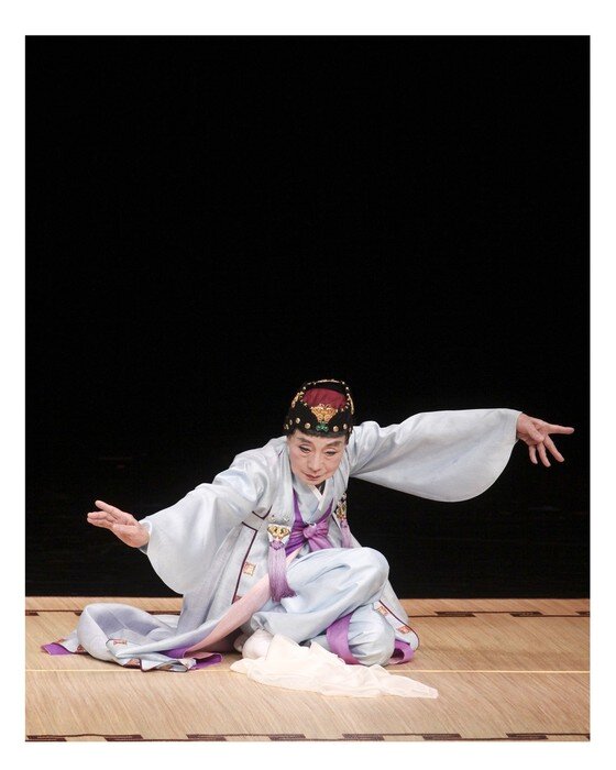 본문 이미지 - 우봉 이매방 명인의 '살풀이춤' 공연장면 (사진제공 최병재)