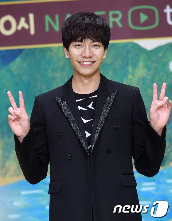 본문 이미지 - 배우 겸 가수 이승기의 군대 관련 발언이 눈길을 끈다.ⓒ News1star/ 권현진 기자