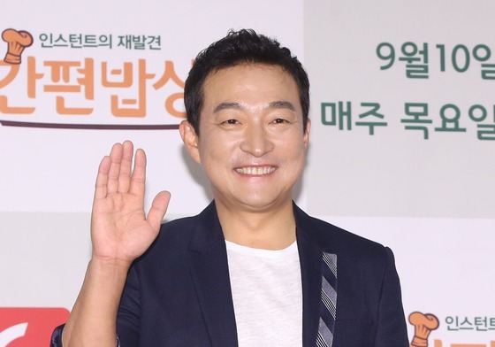 경찰, '음주운전 혐의' 배우 이재룡 피의자 신분 소환 조사