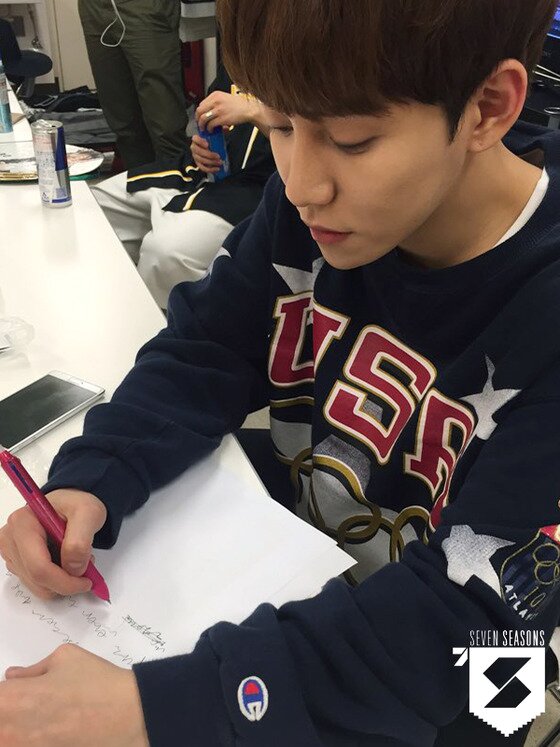 본문 이미지 - 블락비 박경이 '보통연애' 영문 가사를 공개했다. ⓒ News1star / 세븐시즌스 