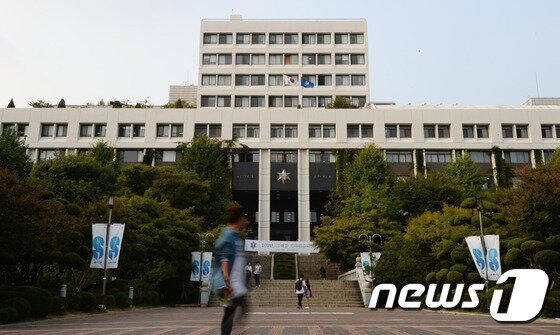 본문 이미지 - 서울 용산구 숙명여대 캠퍼스./뉴스1 ⓒ News1 허경 기자