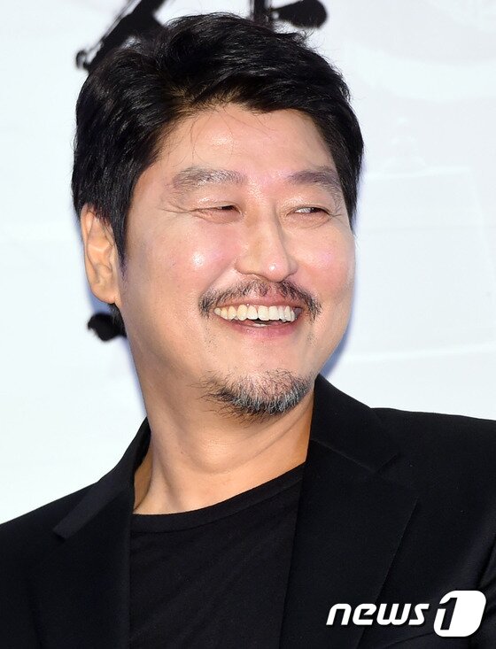 본문 이미지 - 배우 송강호가 사도세자 이야기를 다룬 영화에 출연한 이유를 밝혔다.. ⓒ News1star / 권현진기자