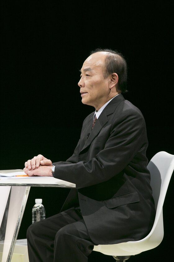 본문 이미지 - 전원책 변호사가 '썰전'에 출연한다. ⓒ News1star/ JTBC 