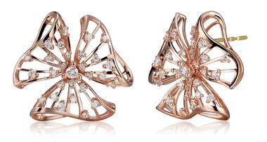 본문 이미지 - 극중 배우 이미연이 착용한 골든듀 이어링 ‘루체라’ ⓒ News1