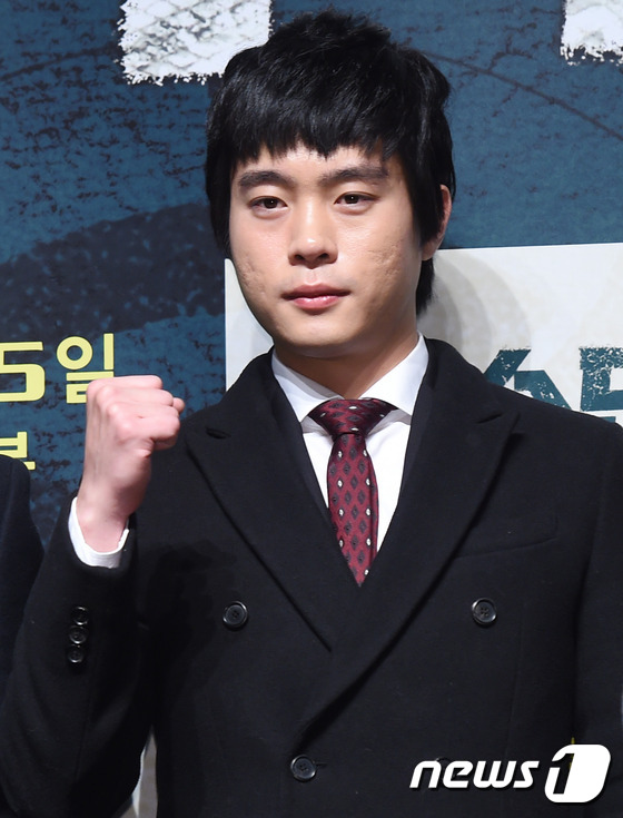 (서울=뉴스1스타) 권현진 기자 = 배우 김동영이 26일 오전 서울 강남구 압구정 CGV에서 열린 영화 ‘무수단’(감독 구모) 제작보고회에 참석해 포즈를 취하고 있다. ‘무수단’은 …