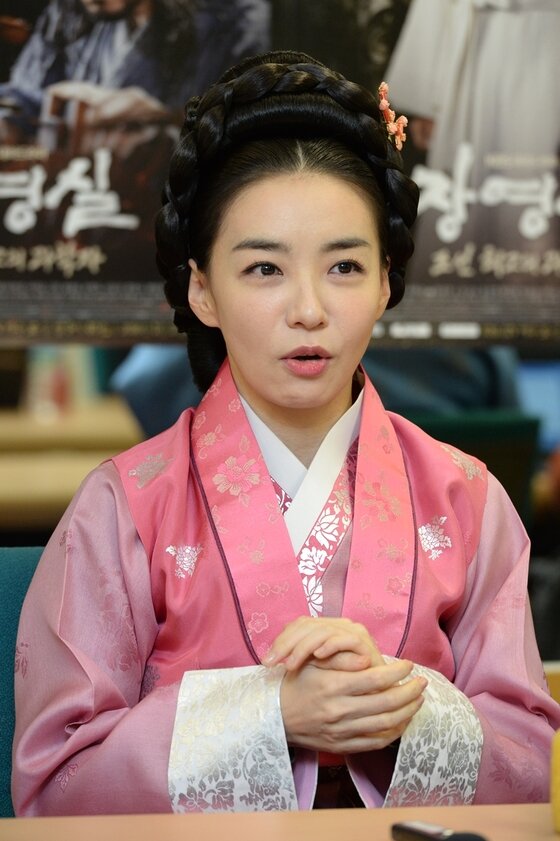본문 이미지 - 박선영은 29일 오후 1시 경기도 수원시 팔달구 KBS 수원 드라마 센터에서 진행된 KBS1 대하드라마 '장영실'(극본 이명희 마창준/연출 김영조) 기자간담회에 참석해 촬영 현장 분위기에 만족감을 드러냈다. ⓒ News1star/KBS