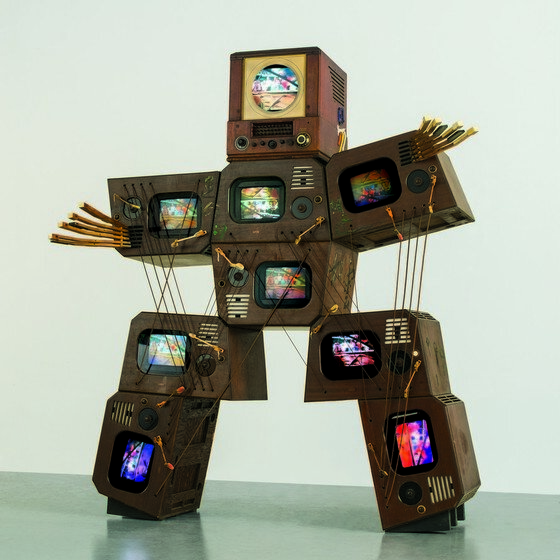 본문 이미지 - 백남준, 로봇 연작 중 '존 케이지'  (사진제공 갤러리현대)