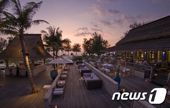 본문 이미지 - 리조트 안에는 6개의 레스토랑이 있어서, 마음에 드는 메뉴를 골라 편하게 식사할 수 있다. (허니문리조트 제공)ⓒ News1travel