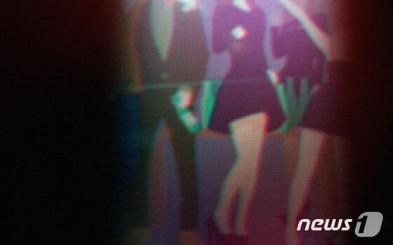 "유흥 즐기는 남친, 주변엔 퇴폐업소 단골 지인 가득"…예비 신부 고민