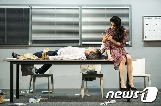 본문 이미지 - 연극 블랙버드 시연장면 (사진=수현재)